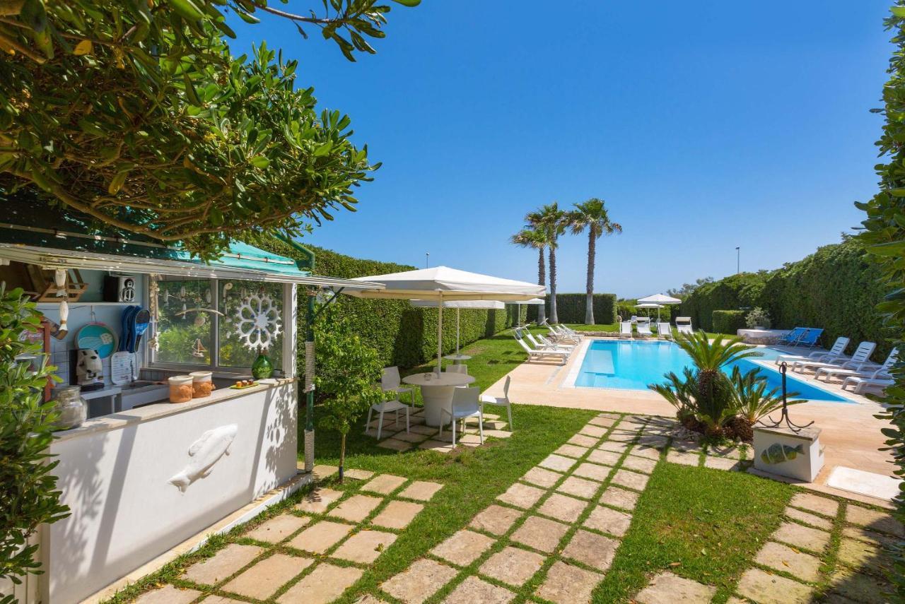 סן פוקה Residence Punta Cassano - In Piscina Sulla Spiaggia Di Sabbia מראה חיצוני תמונה