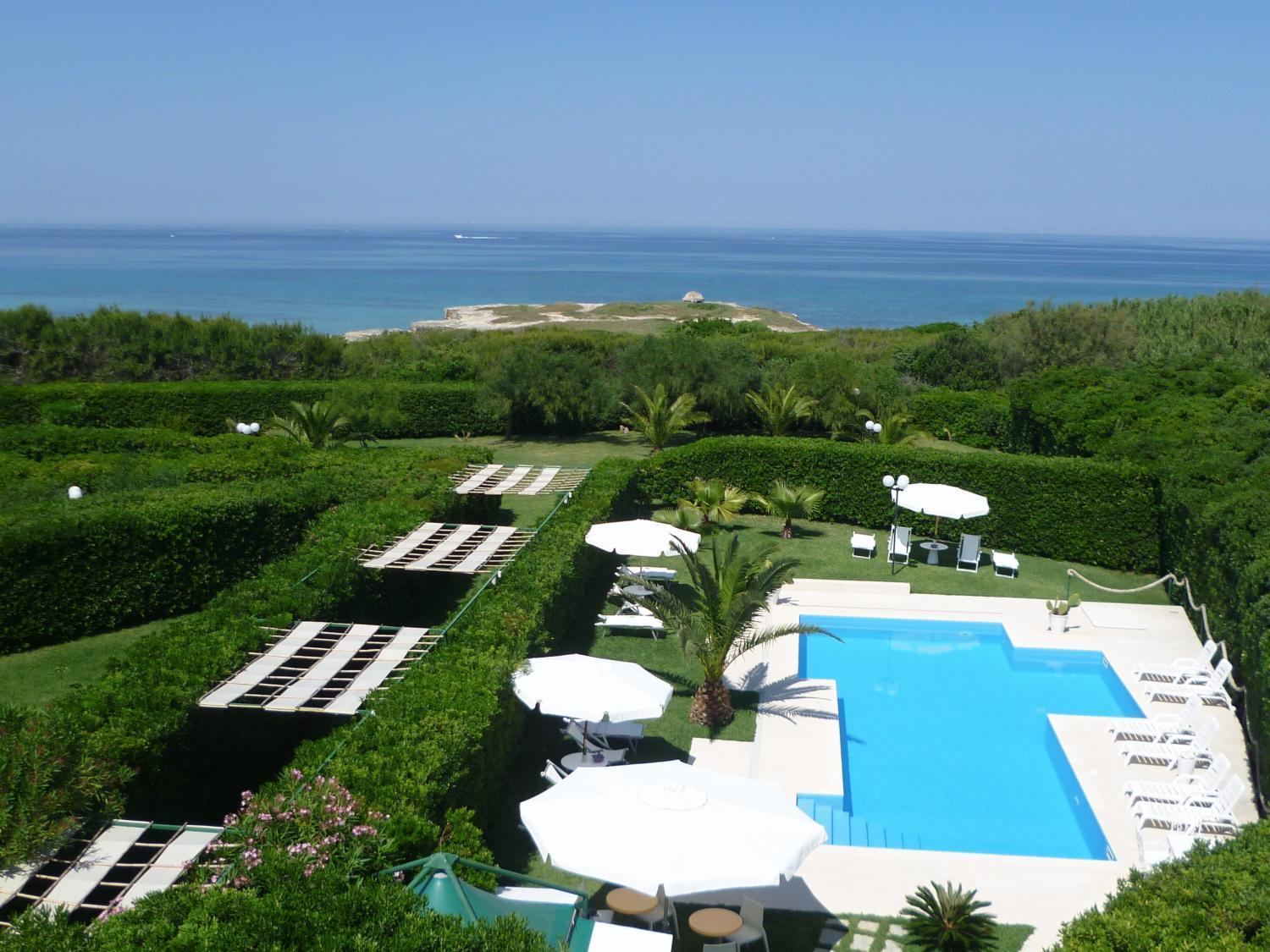 סן פוקה Residence Punta Cassano - In Piscina Sulla Spiaggia Di Sabbia מראה חיצוני תמונה