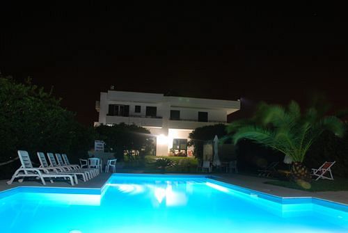 סן פוקה Residence Punta Cassano - In Piscina Sulla Spiaggia Di Sabbia מראה חיצוני תמונה